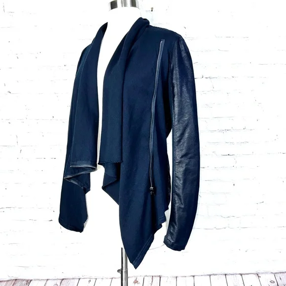 🚫SOLD!|•[BLANKNYC]•| Draped Full Zip Faux Leather Snakeskin Cardigan + Cotton - Picture 3 of 16